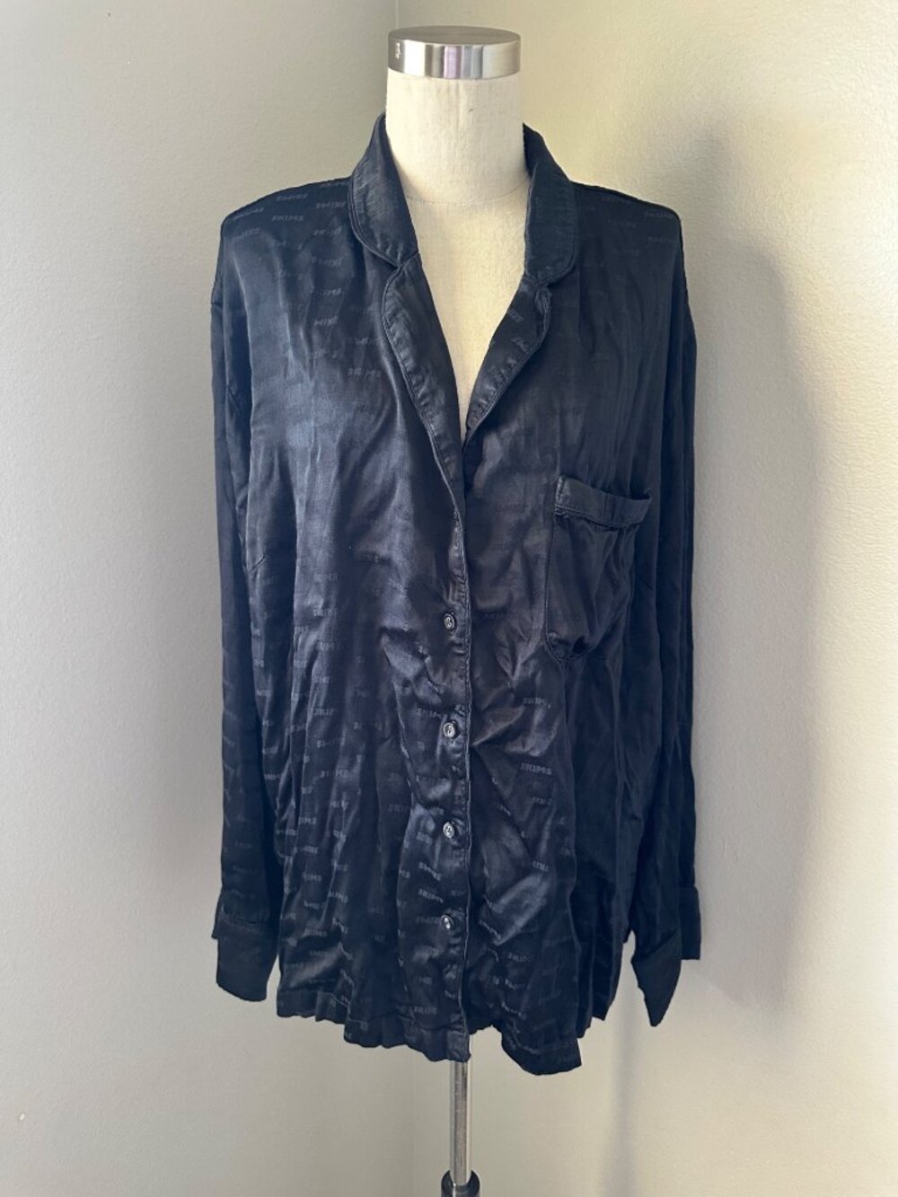 Skims Logo Button Down Sleepwear Long Sleeve Minimalist Black Cozy Relax 2X
